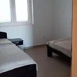 Apartment Simplistic In Near Sea *