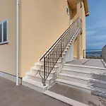 Simplistic In Near Sea