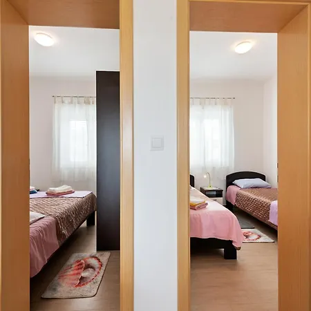 Simplistic In Near Sea