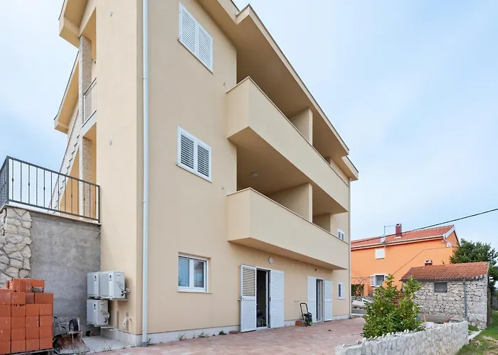 Simplistic In Near Sea Apartament