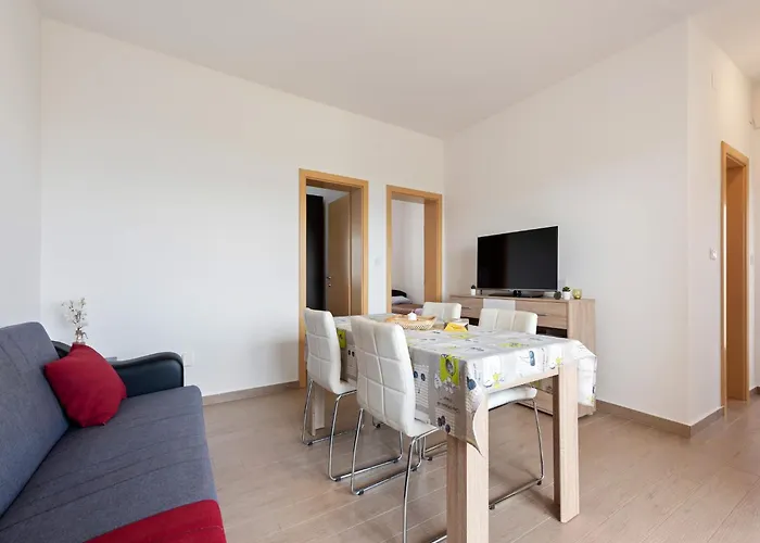Apartament Simplistic In Near Sea Neviđane