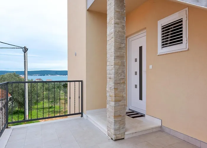 Apartament Simplistic In Near Sea *