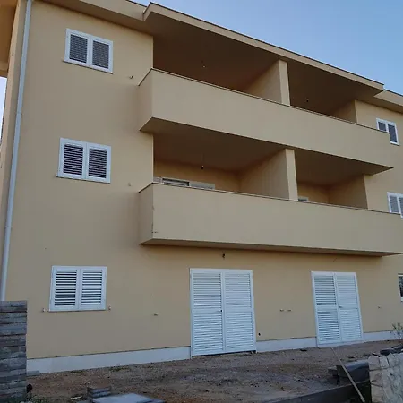 Simplistic In Near Sea Apartmán *