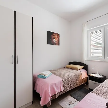 Apartmán Simplistic In Near Sea *