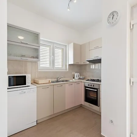 Apartmán Simplistic In Near Sea *