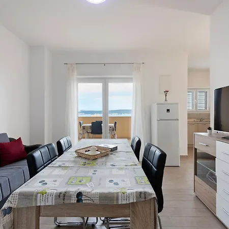 Simplistic In Near Sea