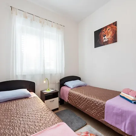 Apartmán Simplistic In Near Sea Neviđane