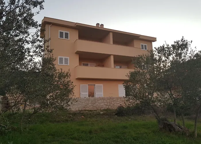 Апартаменты Simplistic In Near Sea *
