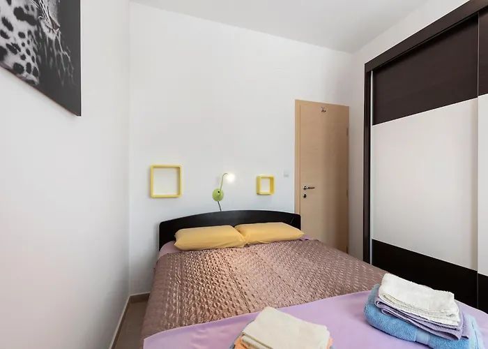 Simplistic In Near Sea Апартаменты
