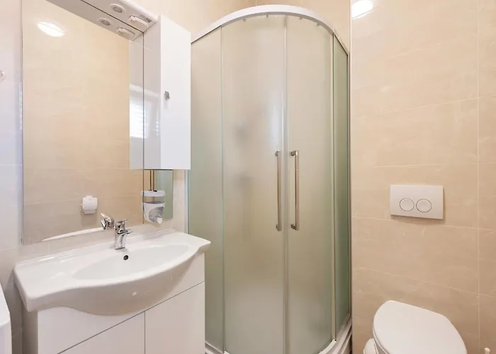 Апартаменты Simplistic In Near Sea Nevidane
